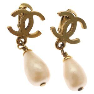 CHANEL COCO Mark Earring metal Gold CC